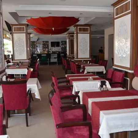 Mitos Hotel 3*